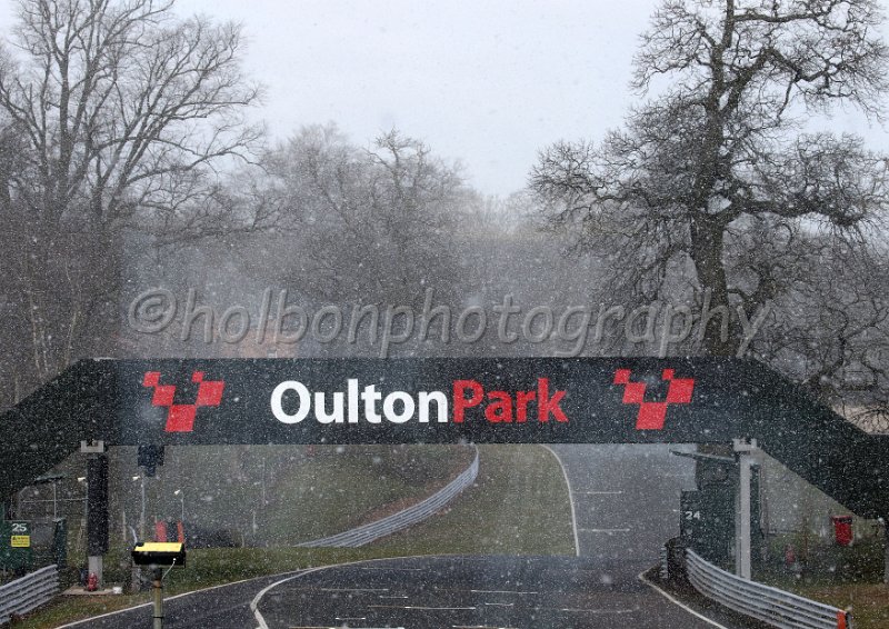 Oulton Park 0450.jpg